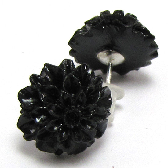 12mm synthetic coral carved chrysanthemum flower earring pair black